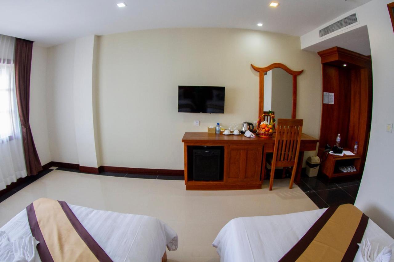 Kampong Thom Palace Hotel Exteriér fotografie